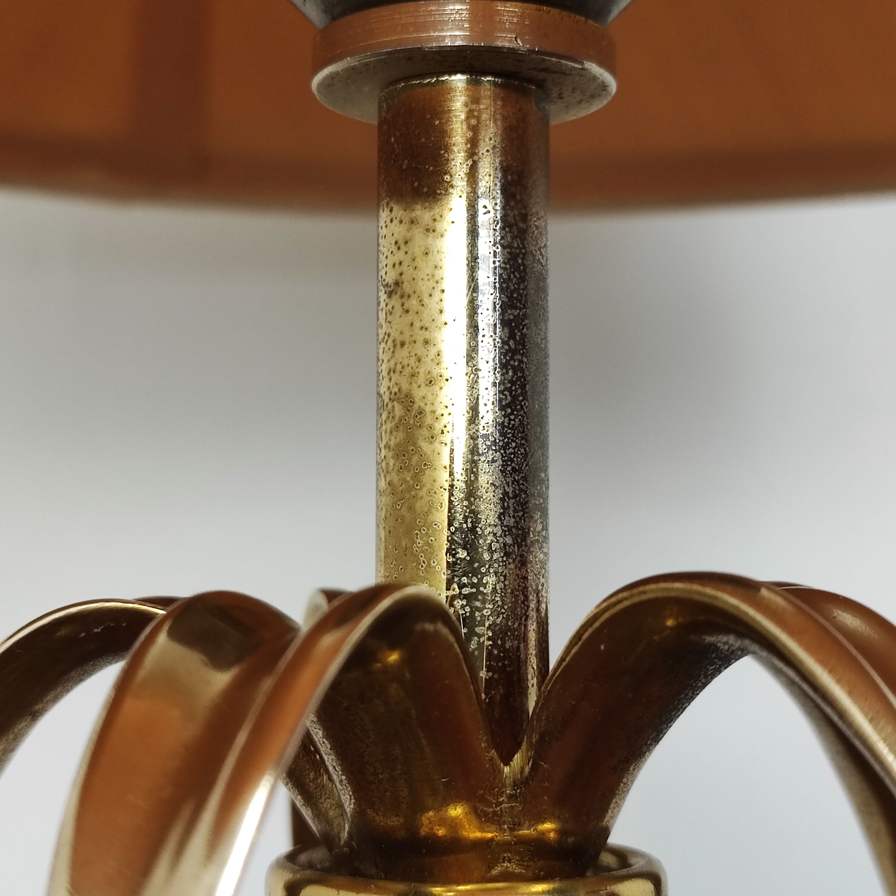 Pineapple lamp 80'