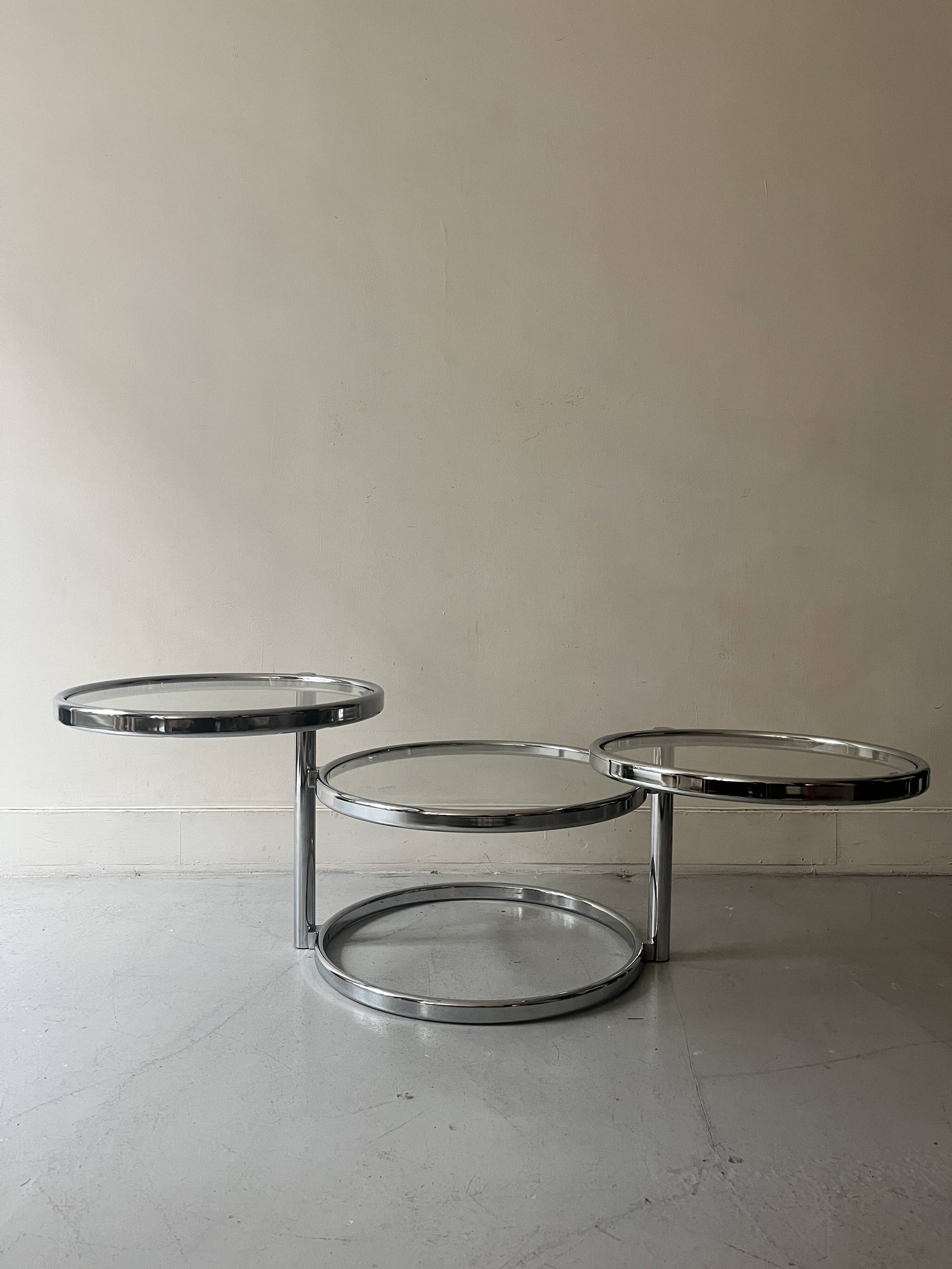 round and rotating coffee table in glass and chrome, design 1970