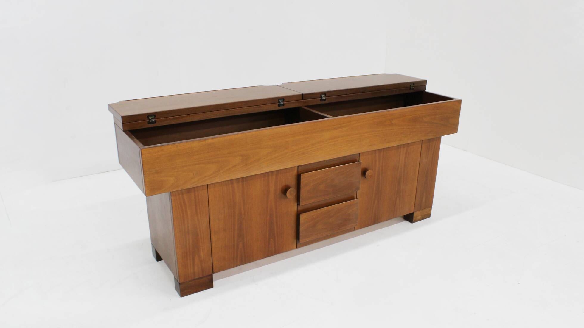 Vintage Italian Torbecchia sideboard by Giovanni Michelucci for Poltronova, 1960