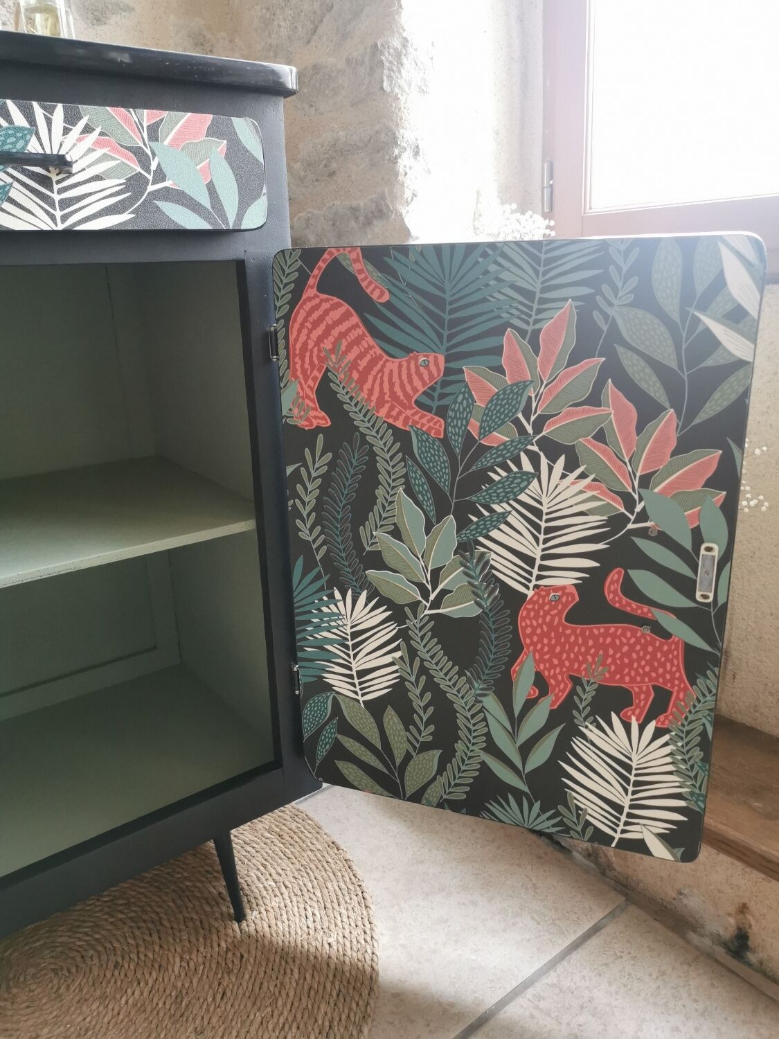 Formica vintage sideboard