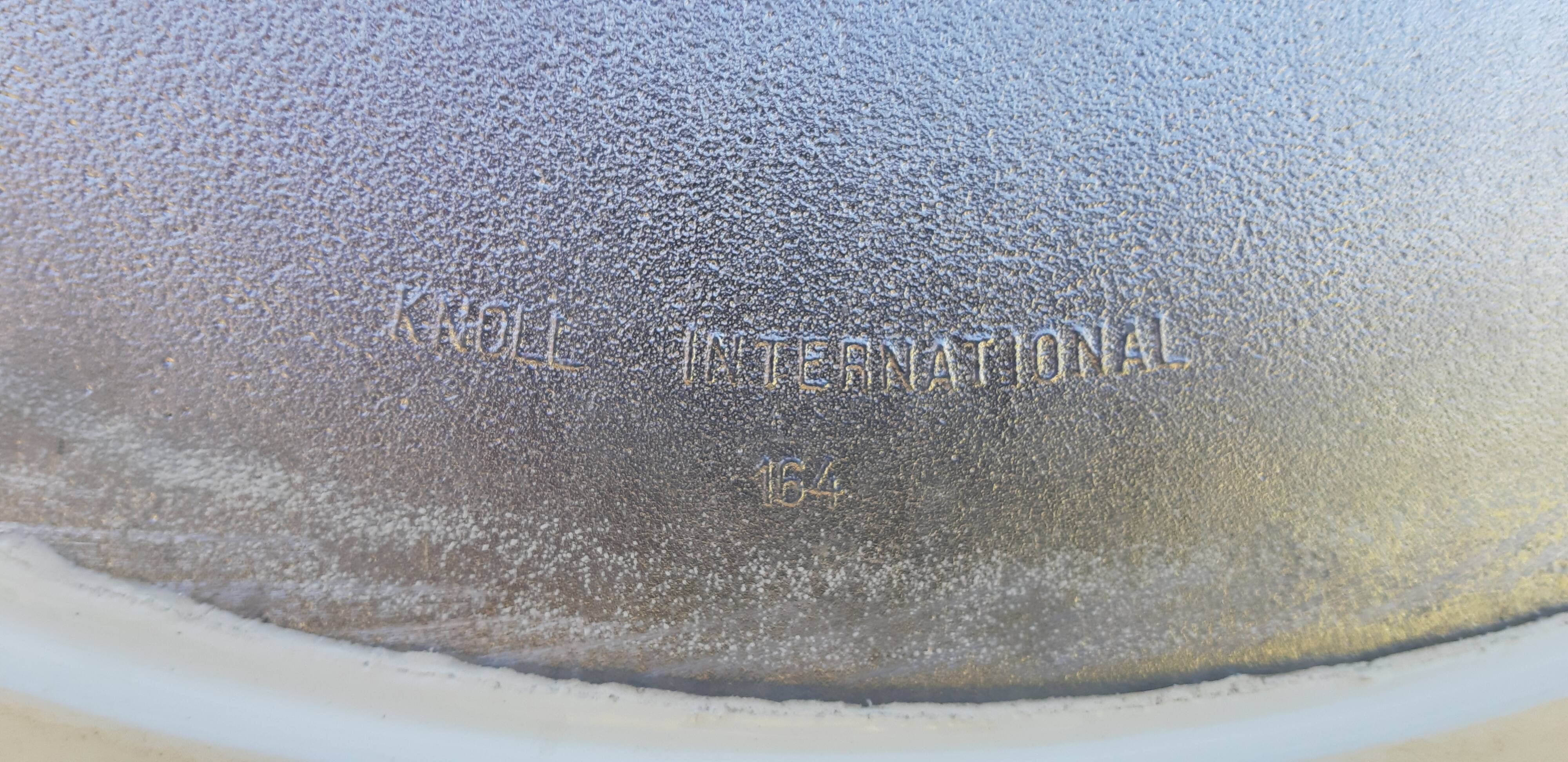 Table Tulip by& Eero Saarinen marble Calacatta, Knoll