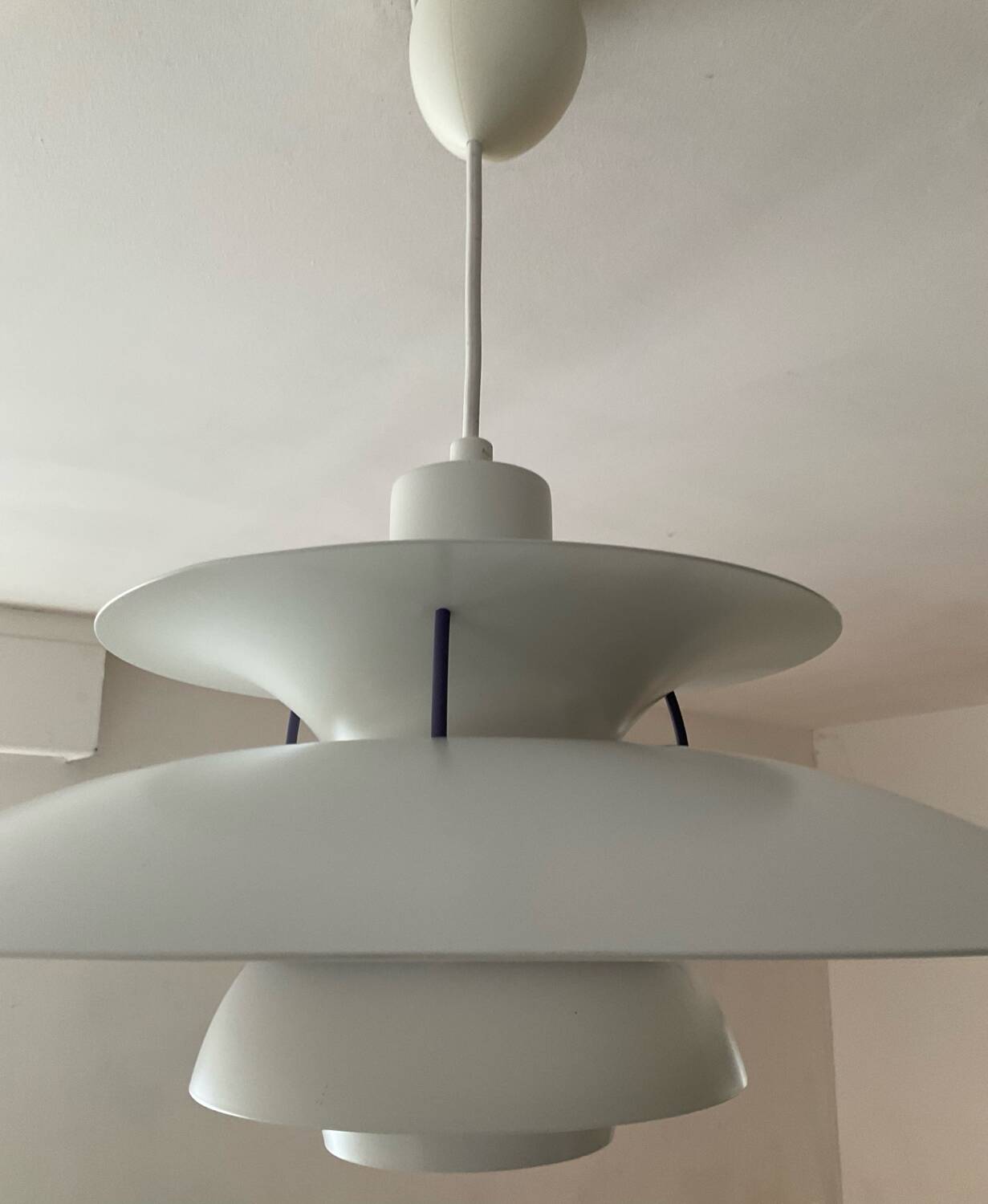Suspension PH5 Louis Poulsen par Poul Henningsen
