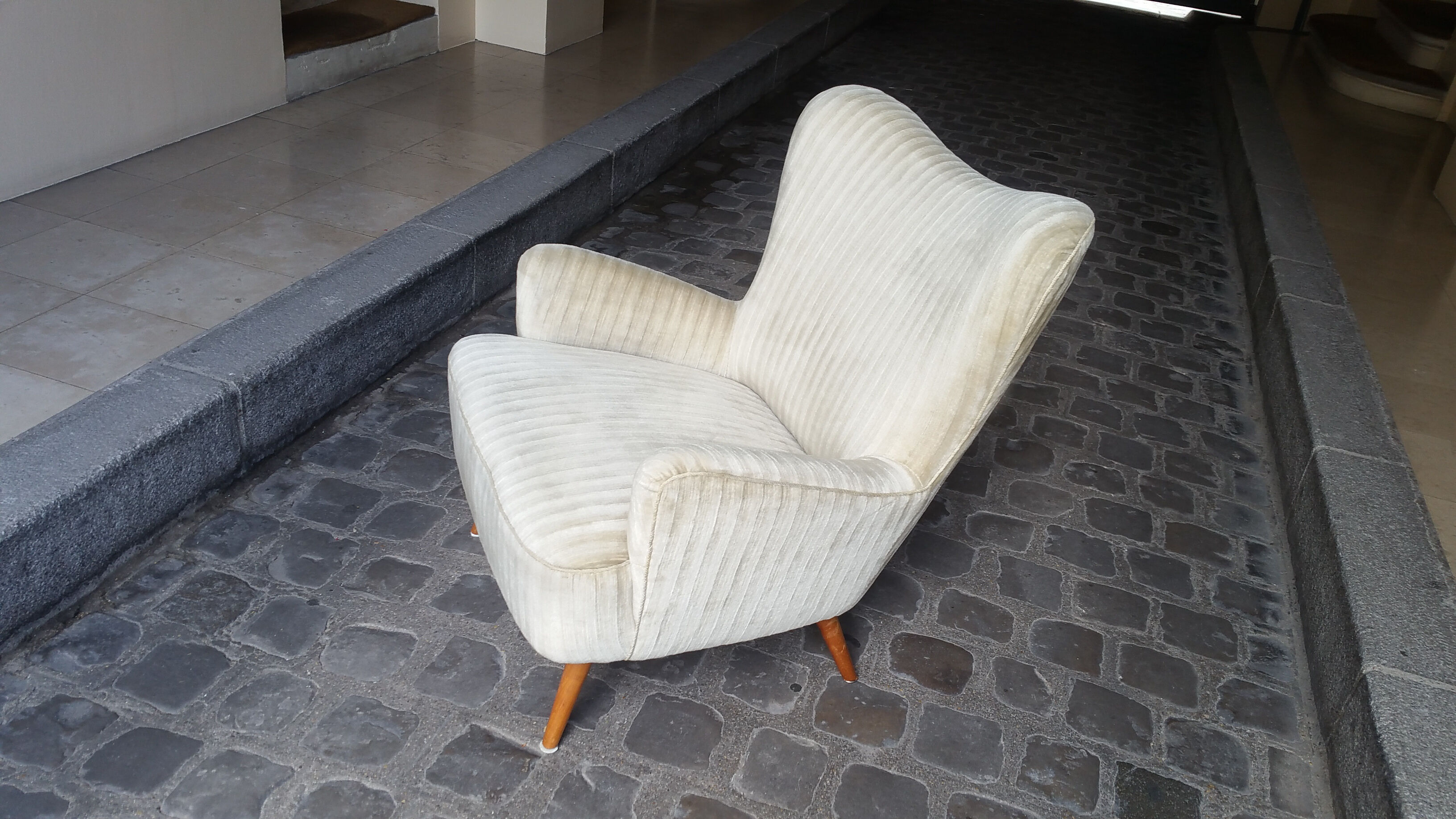 Organic wingback chairs in the 50-60s vintage armchair