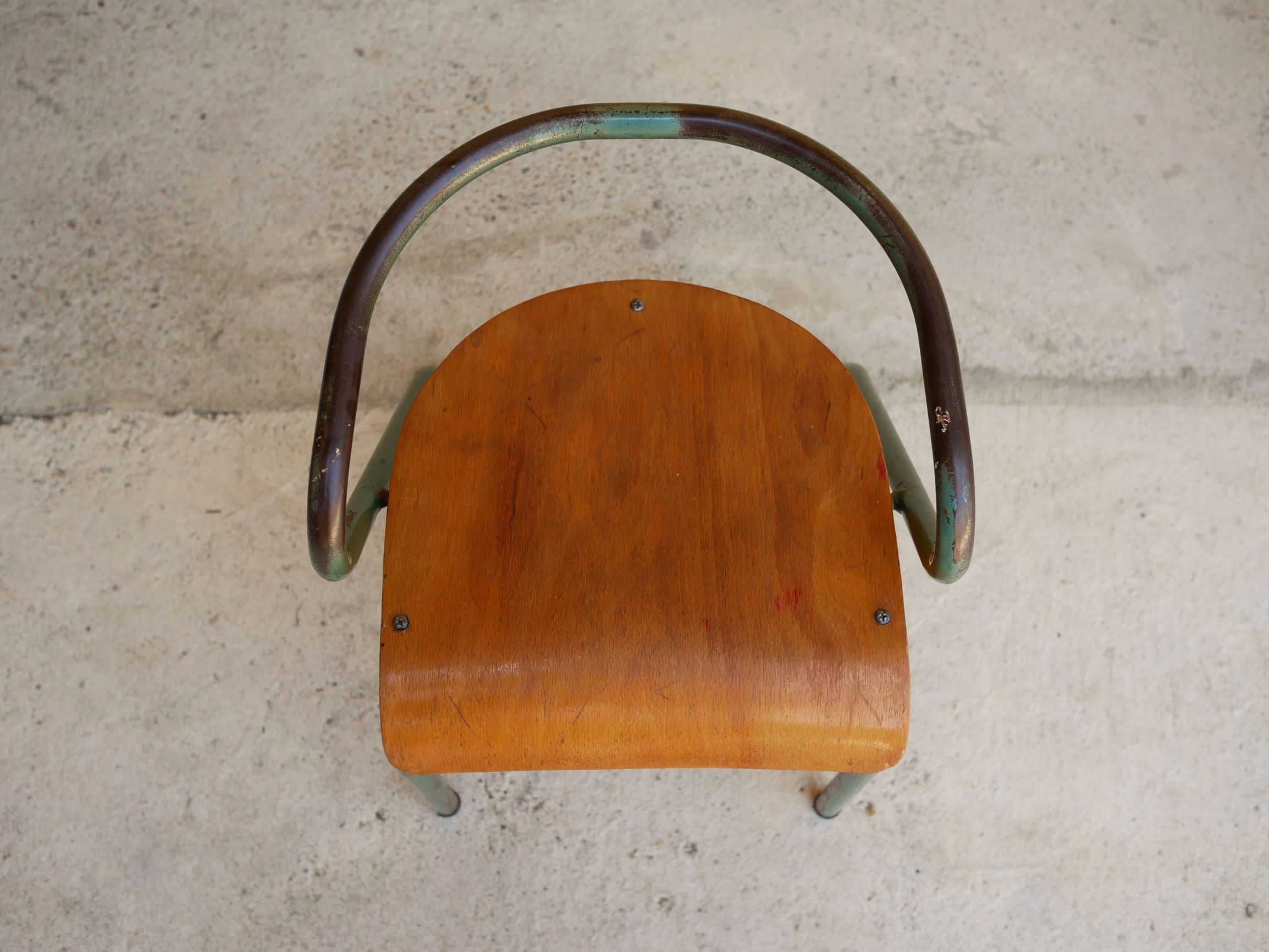 Desk and children's chair by Jacques Hitier for Mullca editions