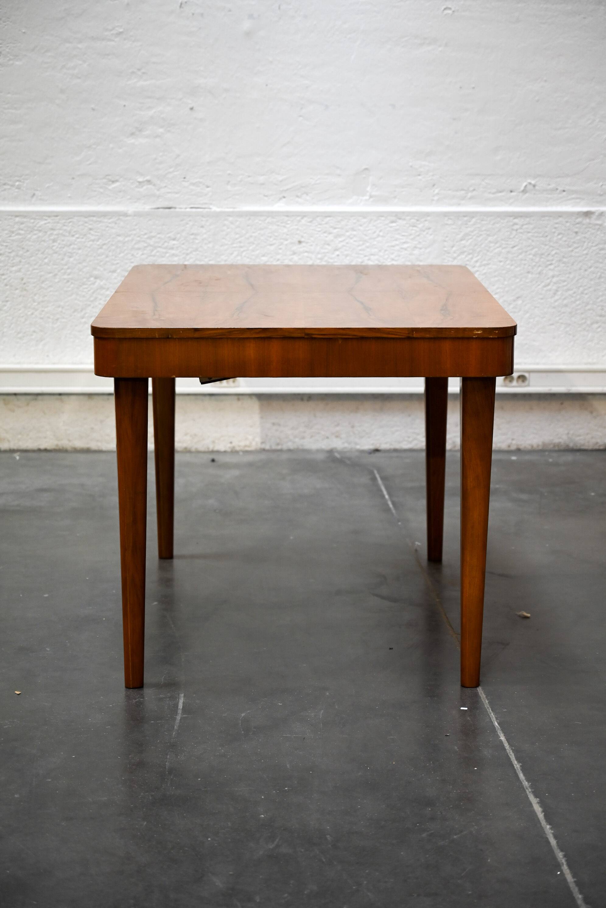Artdeco extending table