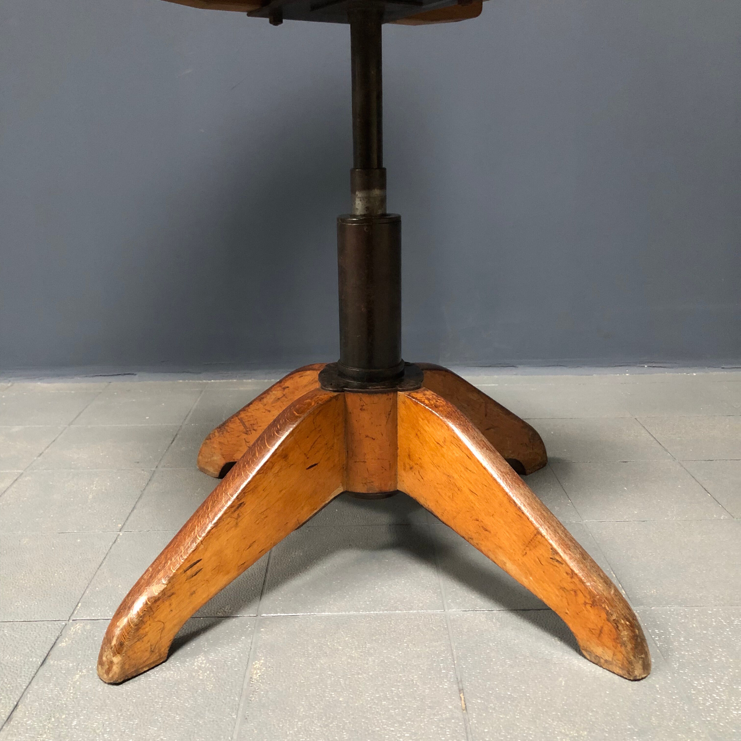 Chaise de bureau hêtre par Albert Stoll années 1940