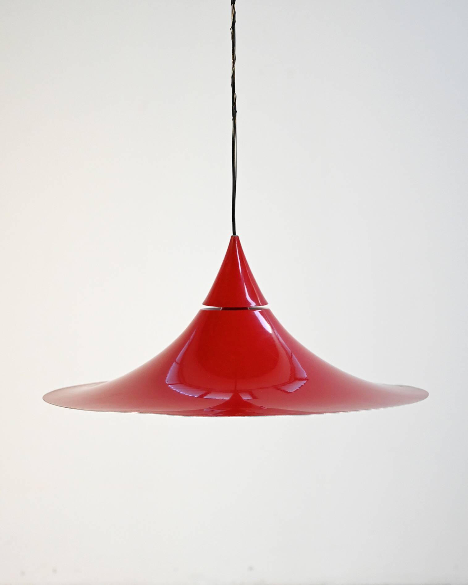 Pair of pendant lamps attributable to the “Semi” model by Claus Bonderup