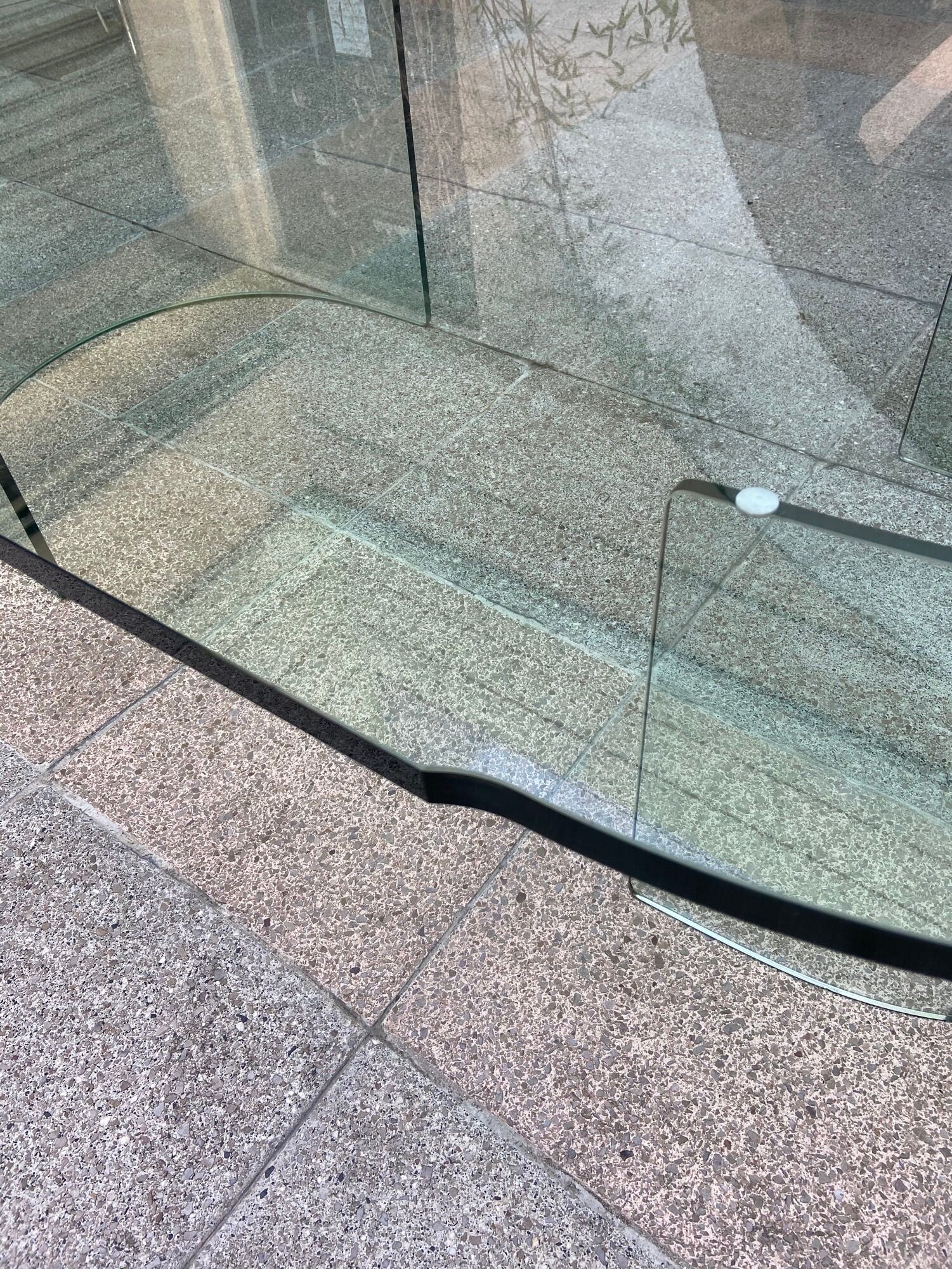 Glass coffee table - Giorgetto Giugiaro