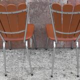 2 “Pétal” chairs from Soudévinyl