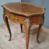 Louis XV table in red marquetry