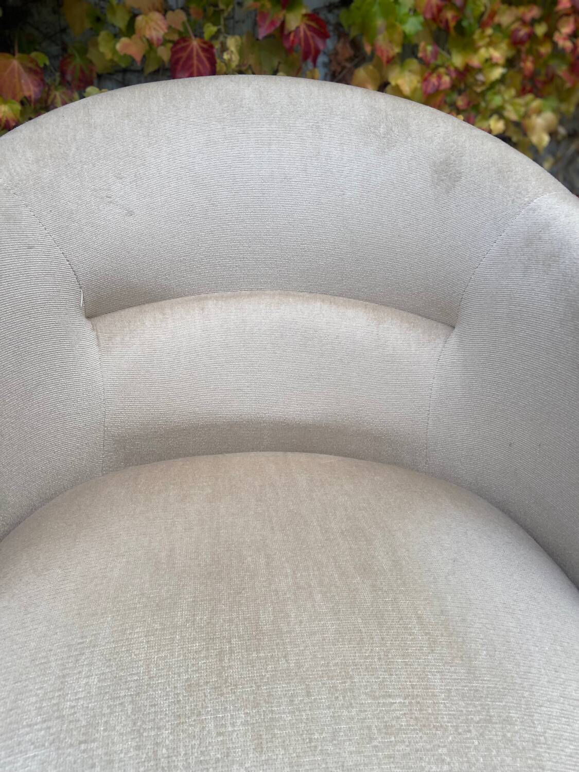 Old toad armchair in beige velvet