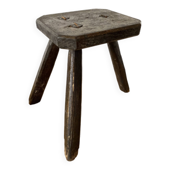 Brutalist tripod farm stool