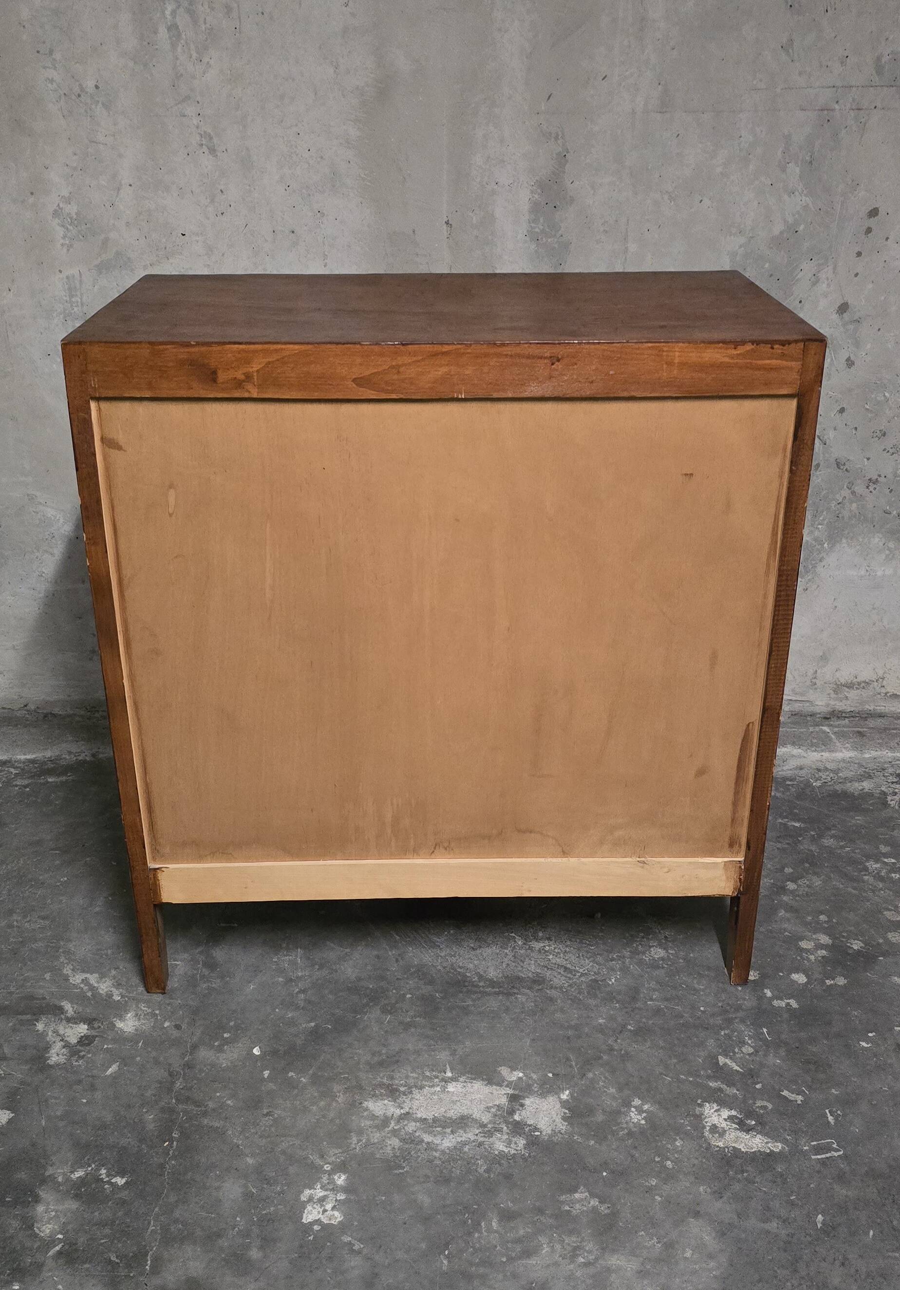 Vintage solid wood chest of drawers – 1950s – tapered legs