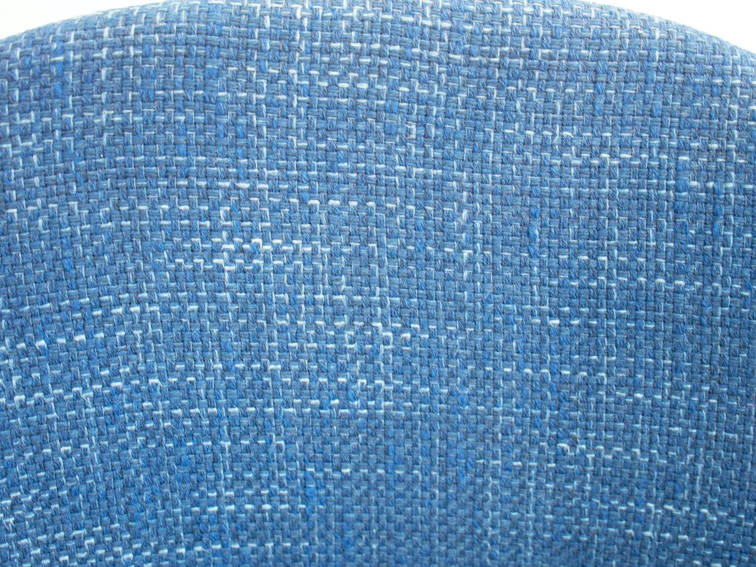 Paire de fauteuils en chêne Hans Olsen Model No 134 avec tapisserie en tissu bleu