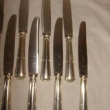 12 table knives with trilobate handles by the brand "G.Vivier"