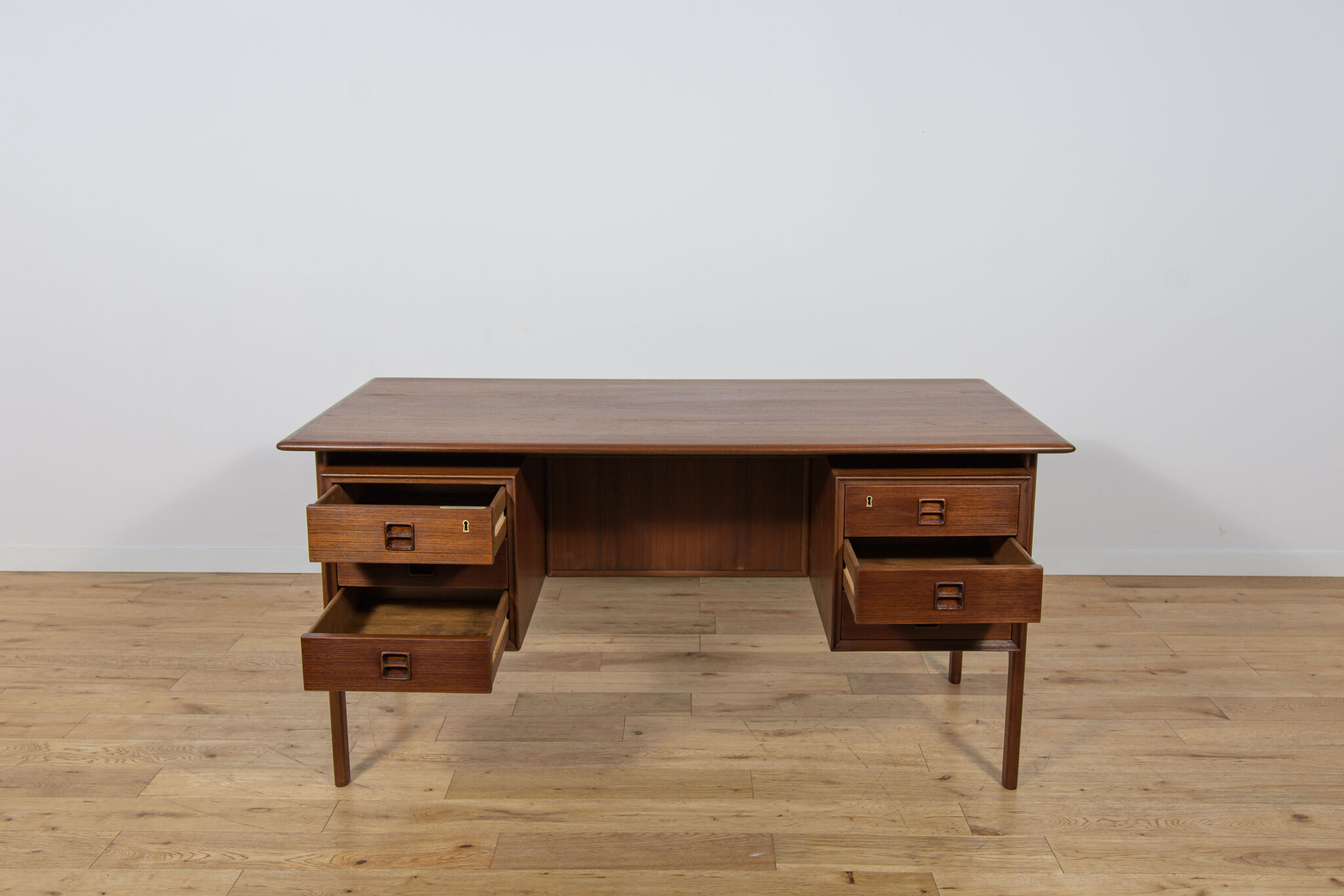 Mid-Century Teak Desk by Arne Vodder for Sibast, Denmark, 1960s