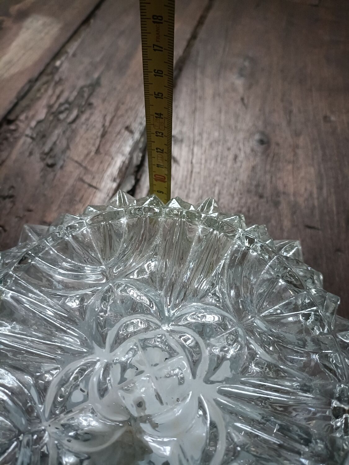 Ceiling light, vintage wall lamp with moulded glass.