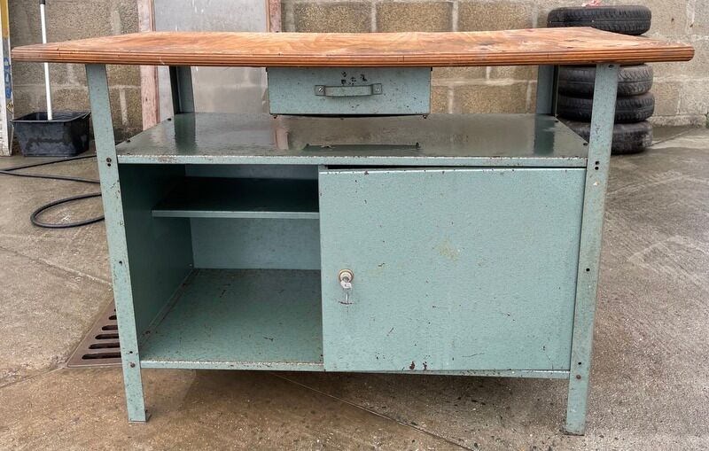 Establishment iron tray wood panel, as it stands