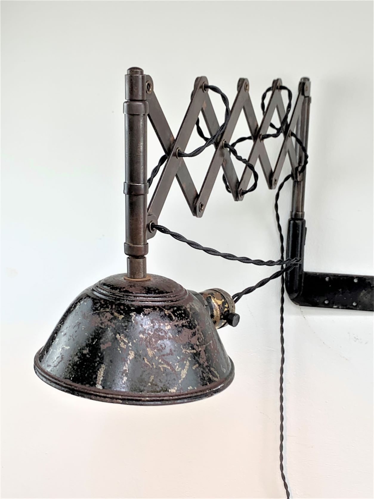 Scissor lamp chicago lamp modern appliances usa accordeon