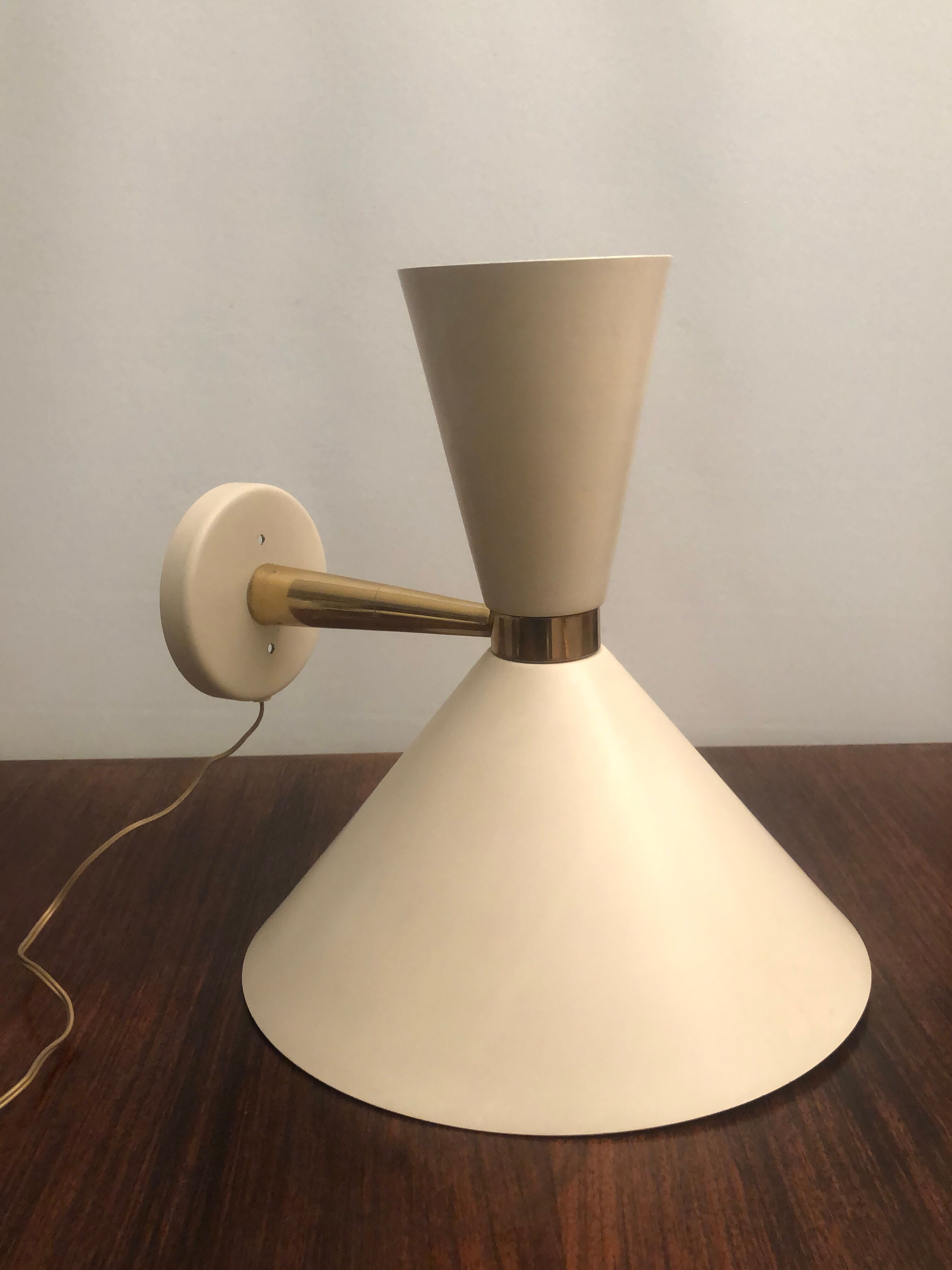 Diabolo sconce 50