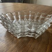 Lot 3 coupelles apéritif en verre taillé - anciennes, vintage