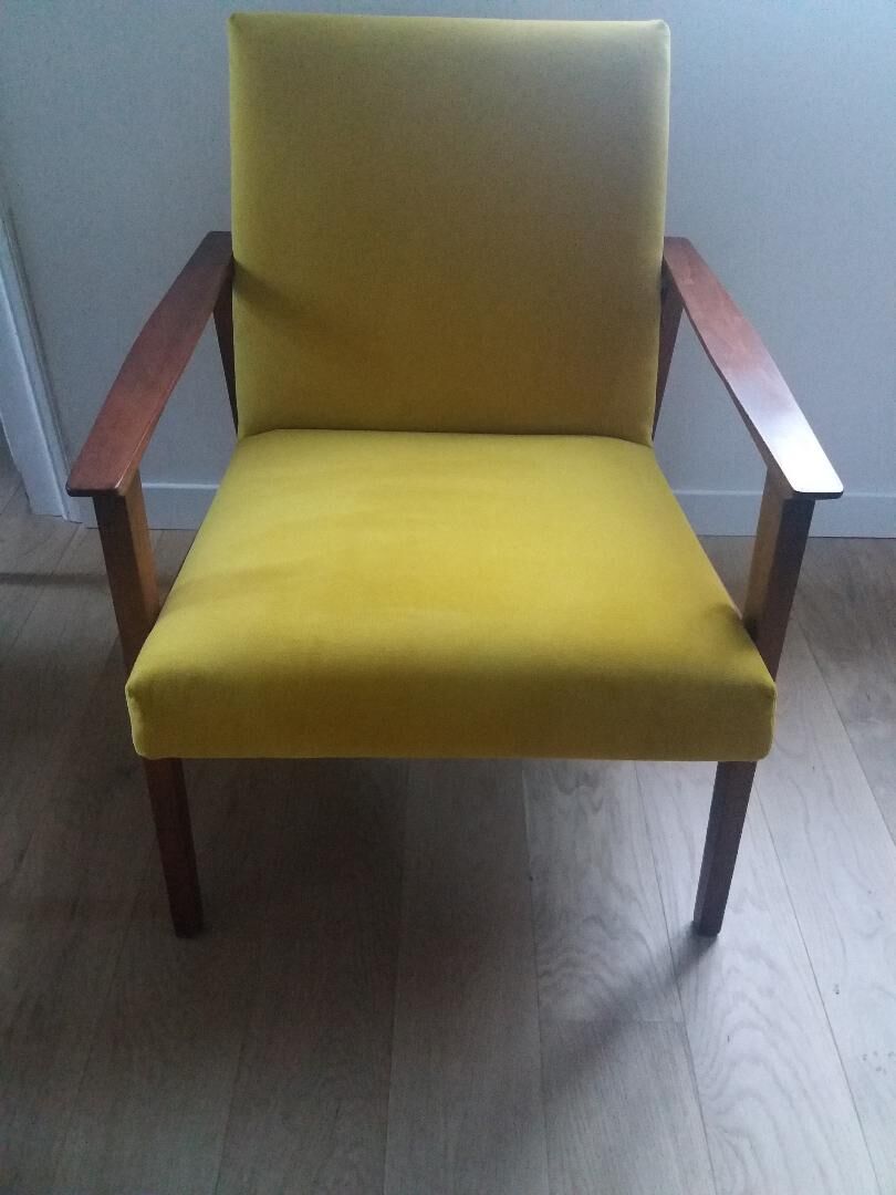 Pair of restored armchairs - yellow velvet