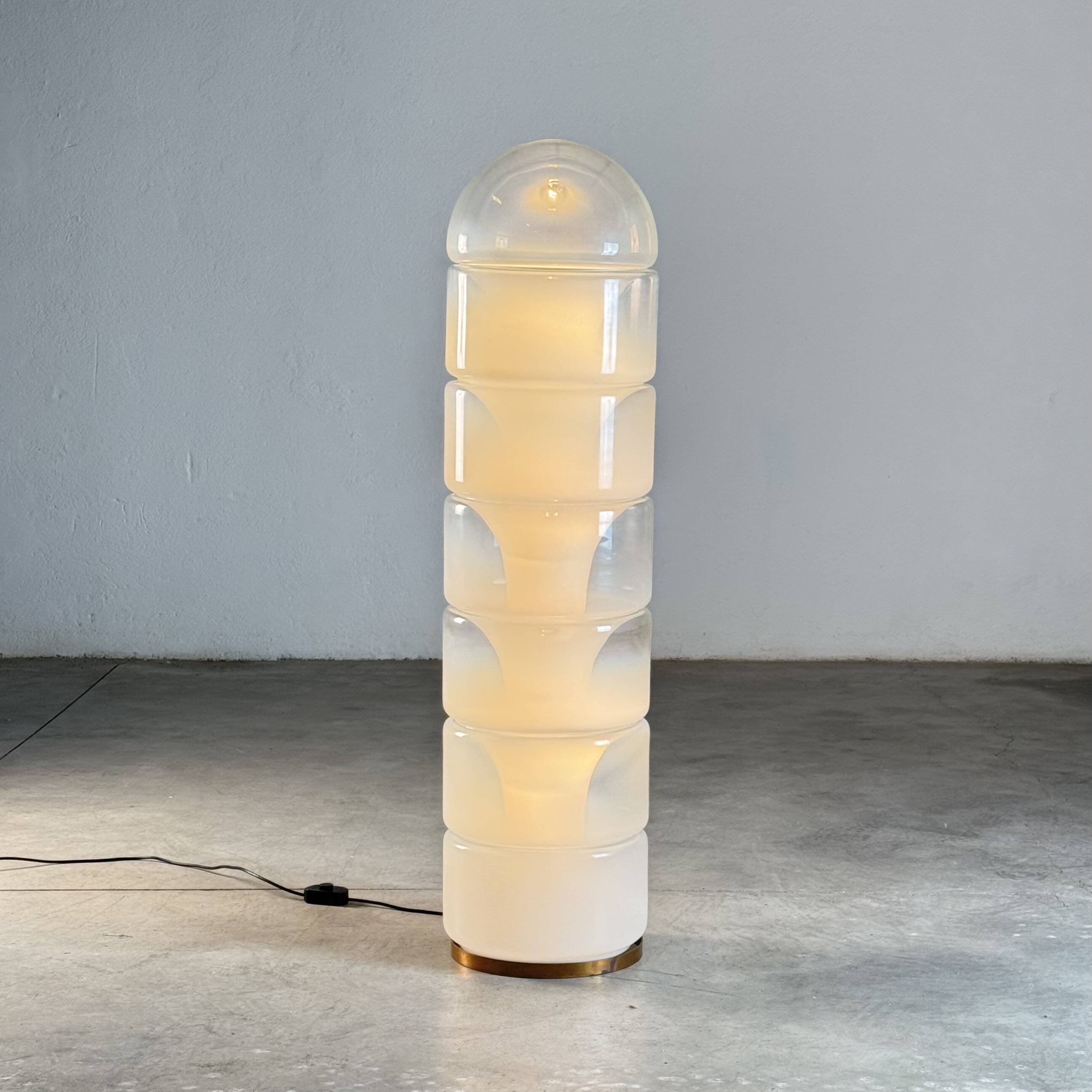 Sfumato Glass Floor Lamp Model “LT316” by Carlo Nason, 1960s