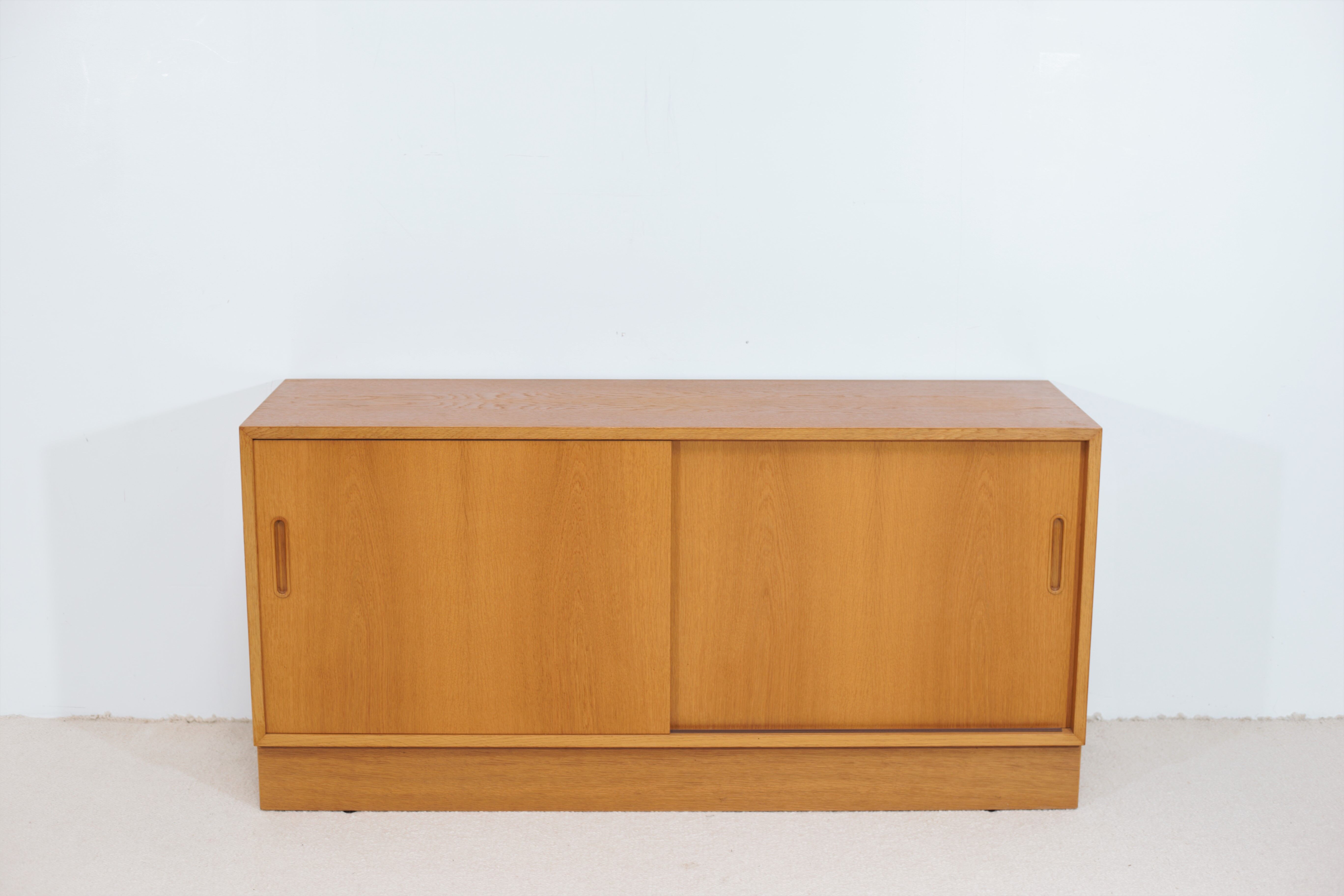 Hundevad oak sideboard