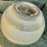 Lampe globe en verre d'holophane, 1960s