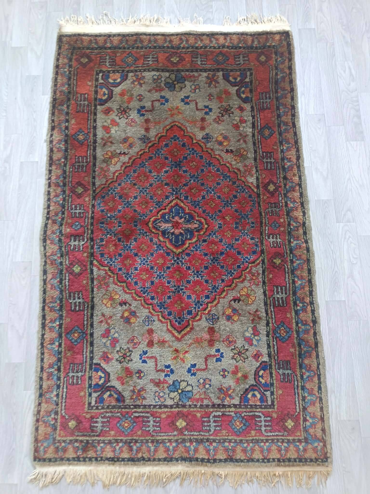 Tapis Sinkiang fait main