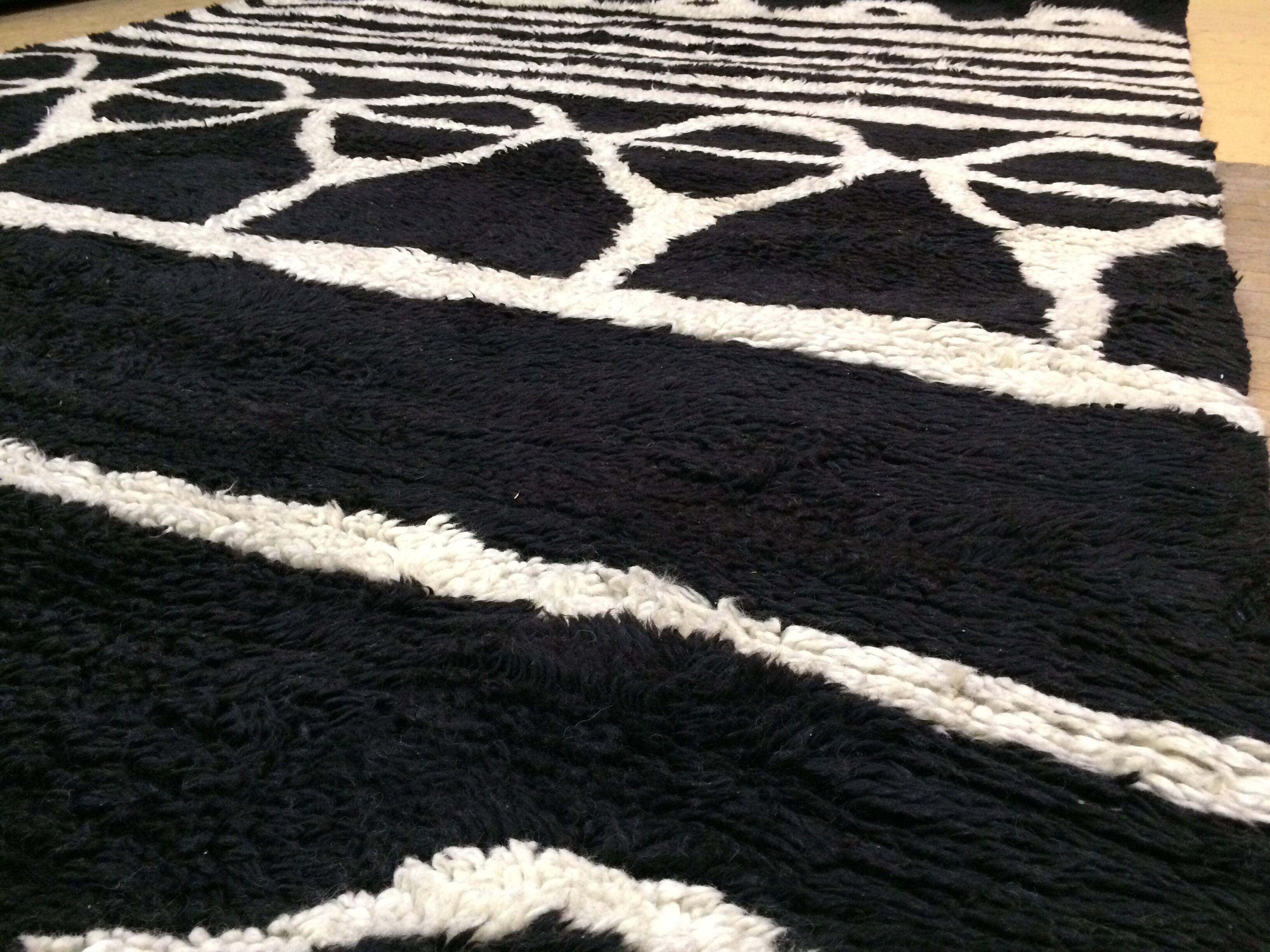 Berber carpet Oudéa pure black and white wool - 290 cm x 210 cm