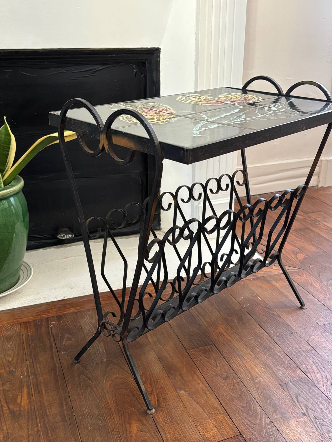 Side table, Vallauris magazine rack