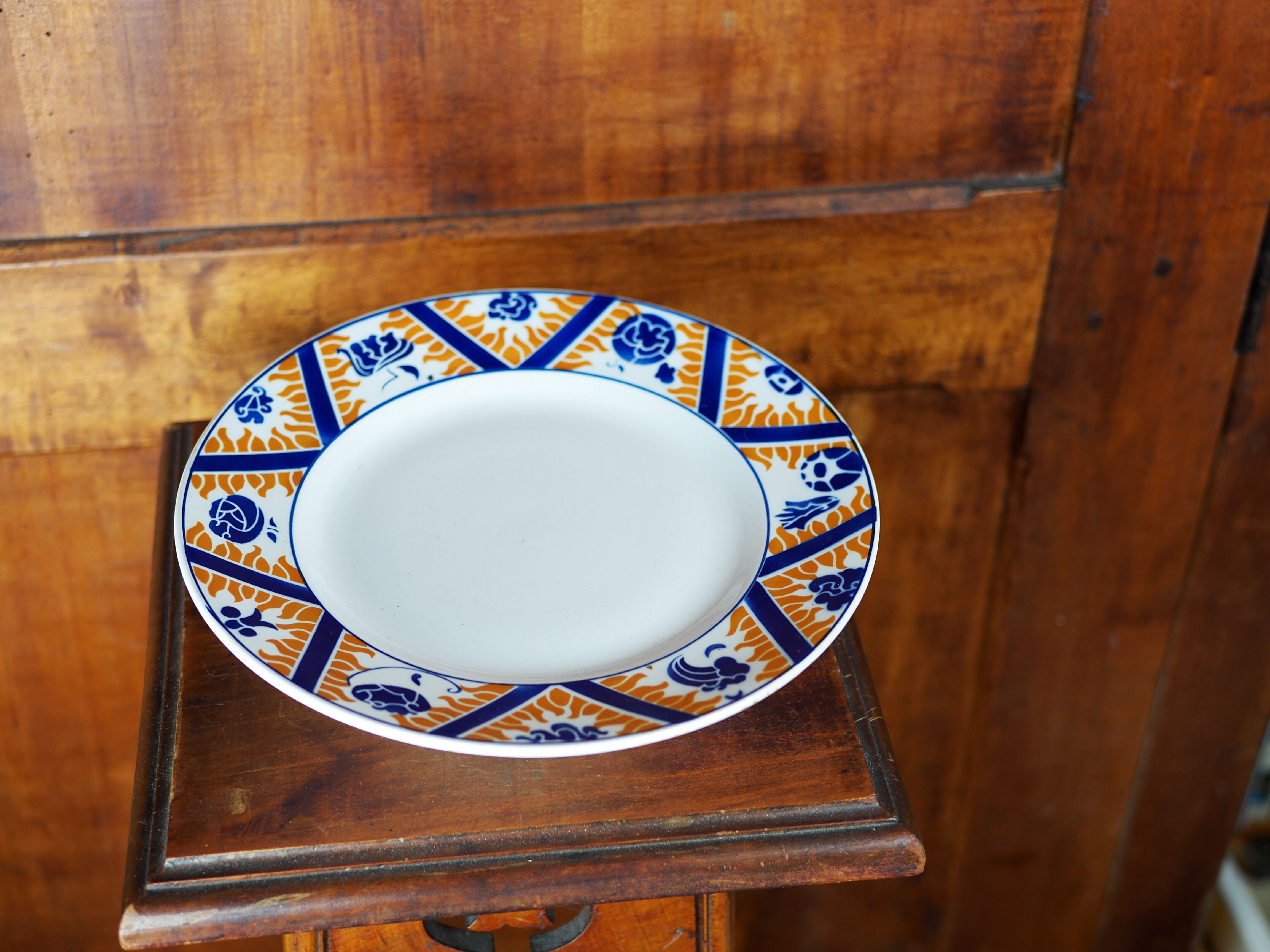 Earthenware cake dish patterned with flowers, clouds and flames, orange and blue - Orchies - 50s