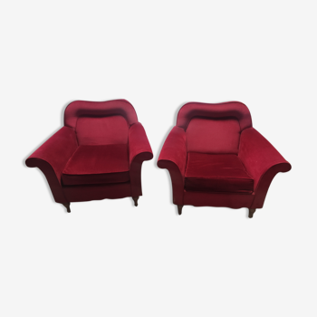 Paire de fauteuils en velours rouge vintage