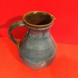 Sandstone pitcher