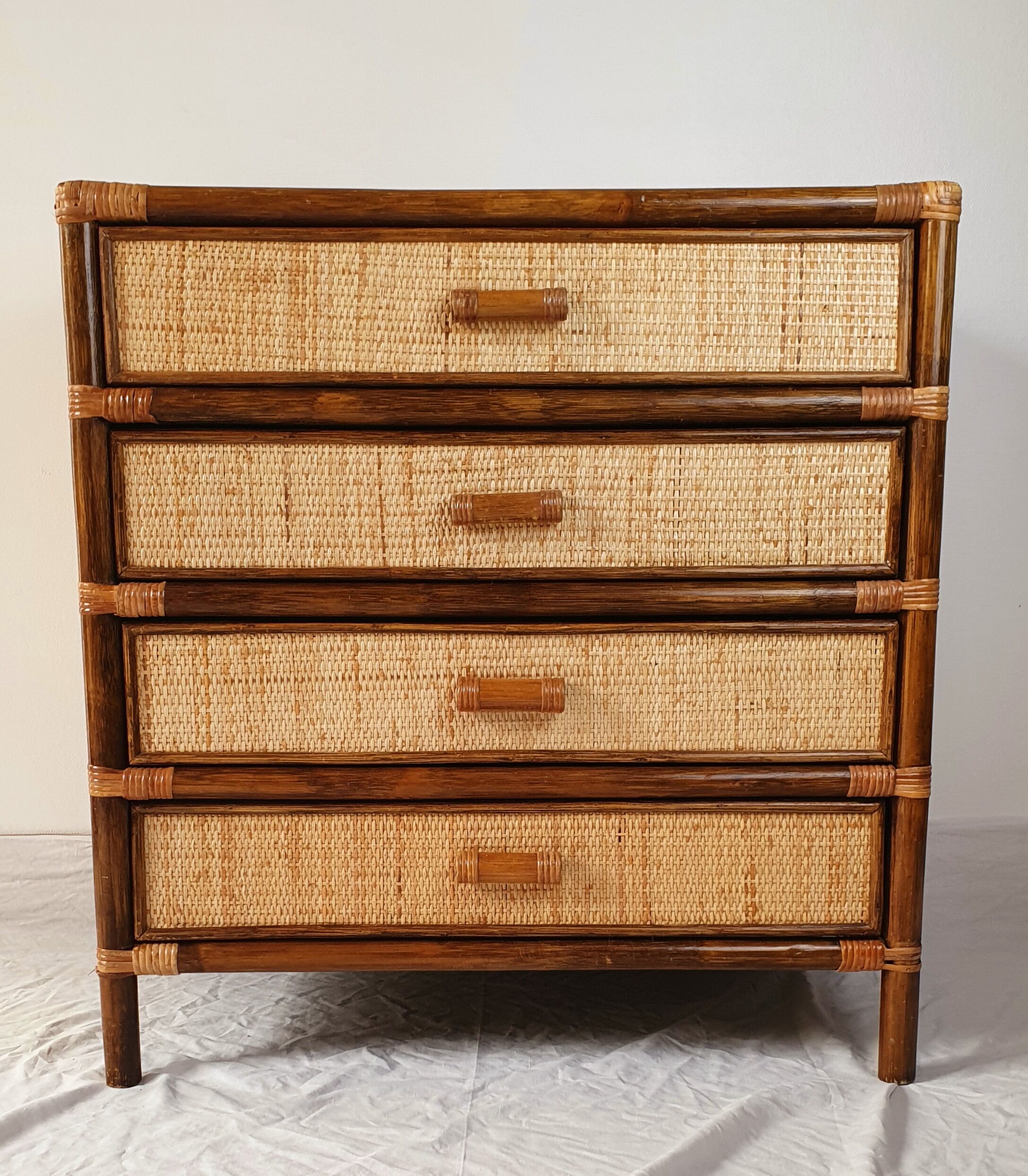 Rattan chest of drawers 4 drawers