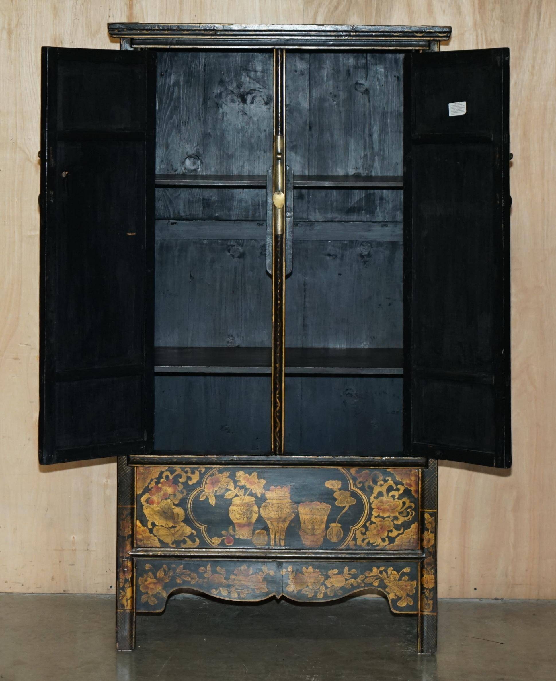 Chinese lacquered wedding cabinet painted circa 1920