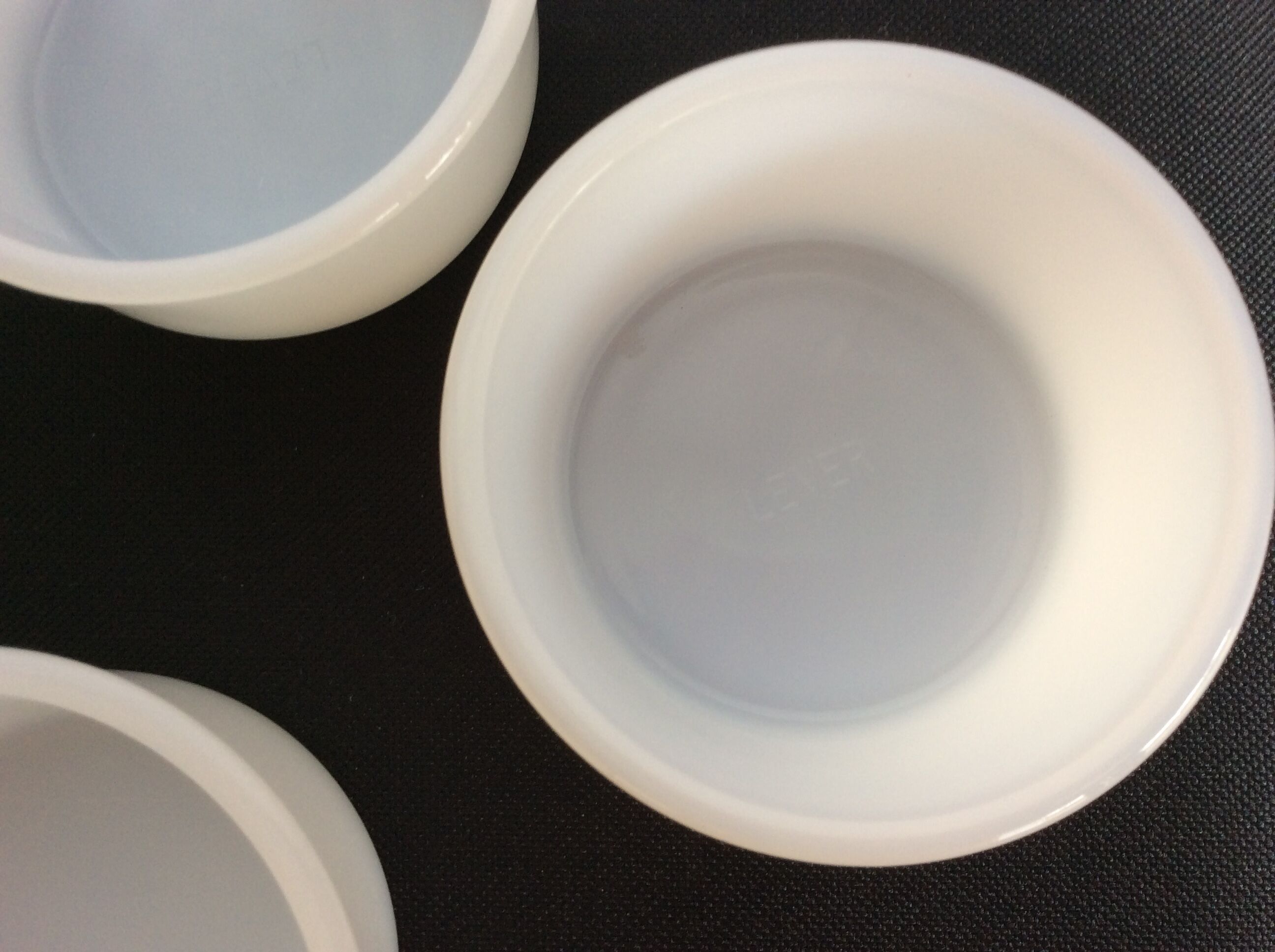 Set of ramekins ARCOPAL FRANCE - vintage