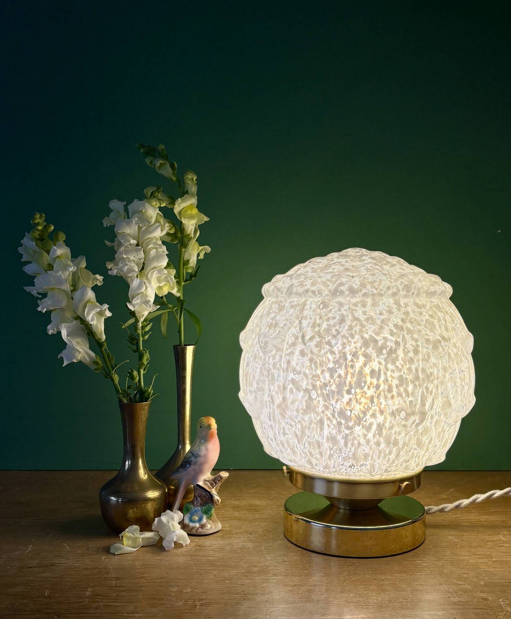 Vintage Art Deco globe table lamp in white Clichy glass