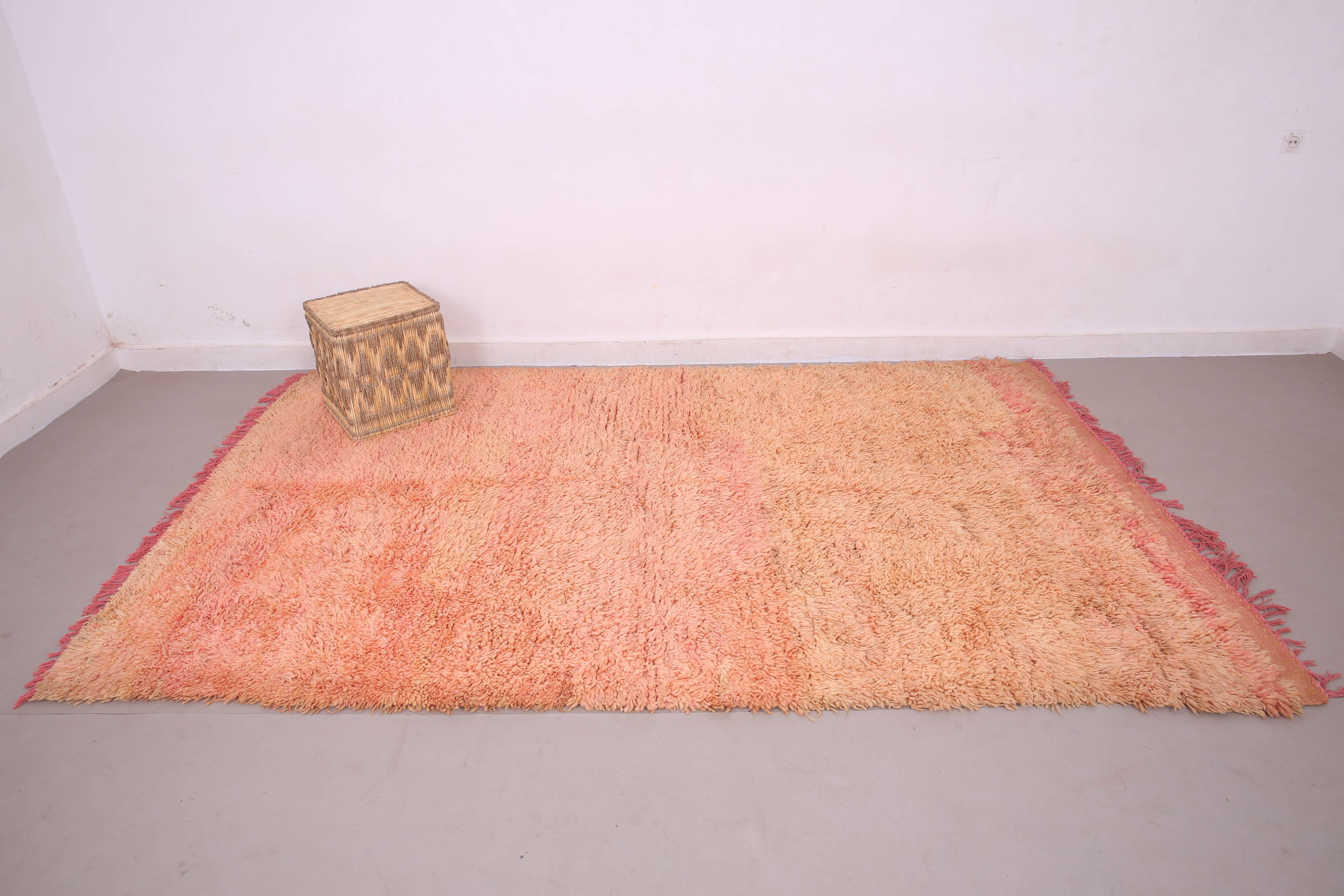 Vintage Handmade Moroccan Rug 185 x 291 cm - Berber Wool Rug - Boujaad Rug