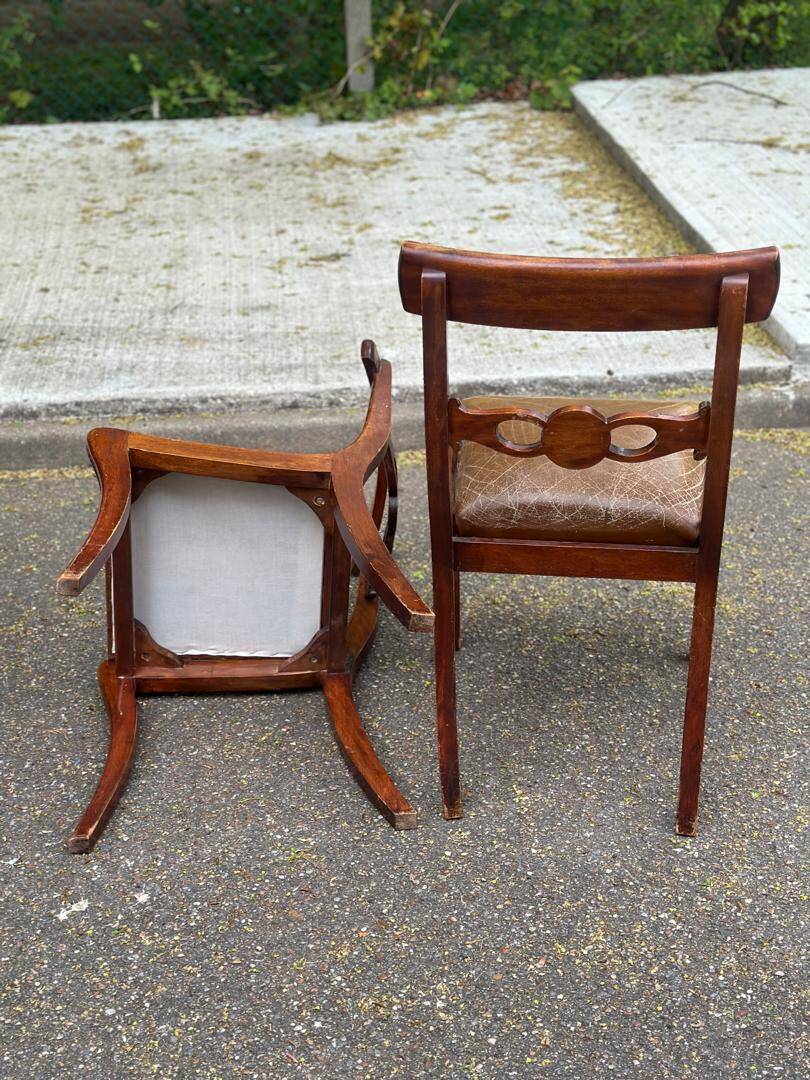 4 Regency chairs in solid wood and brown-beige leather from the 19th century.