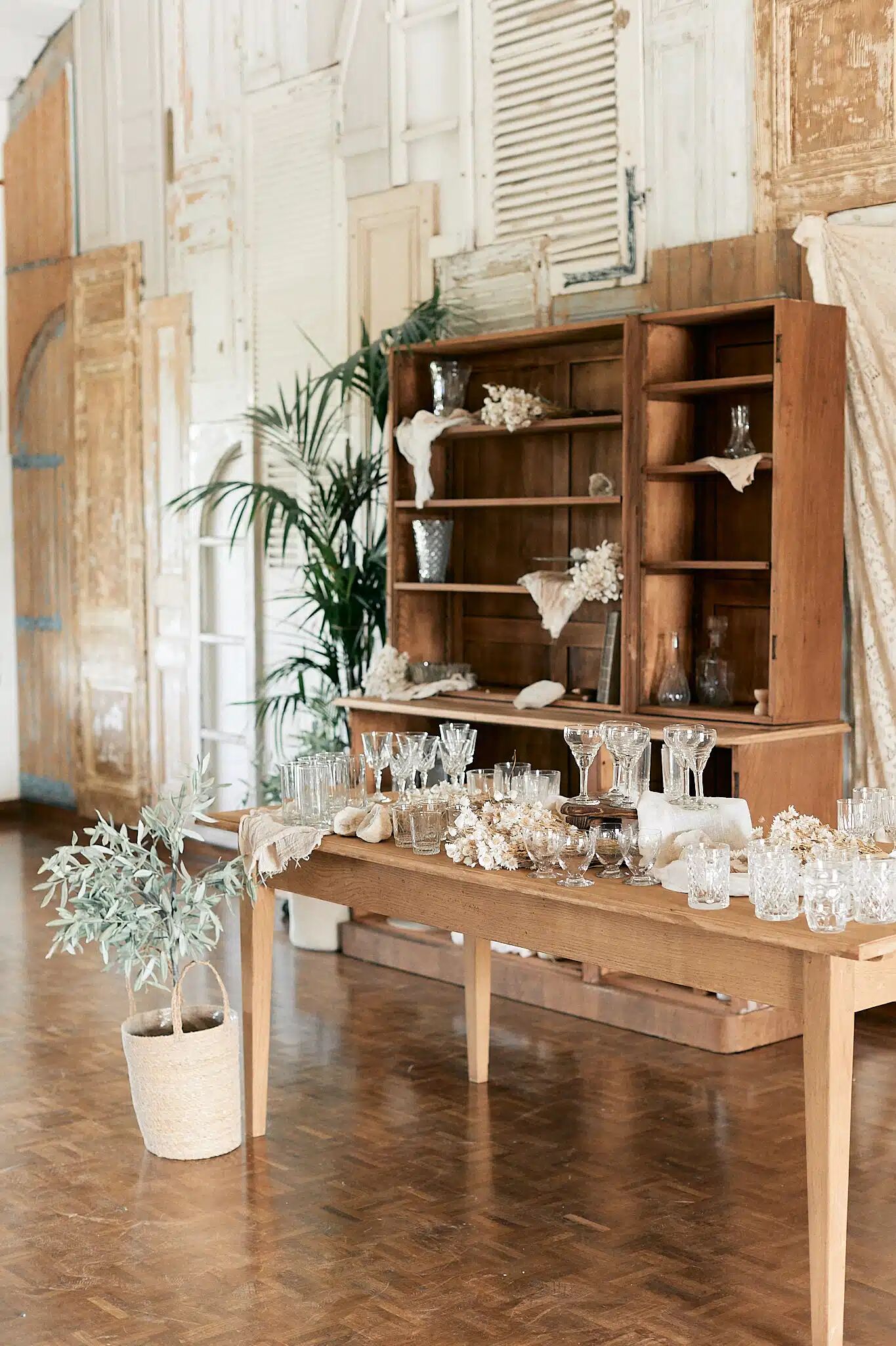 Wooden table "Rose"