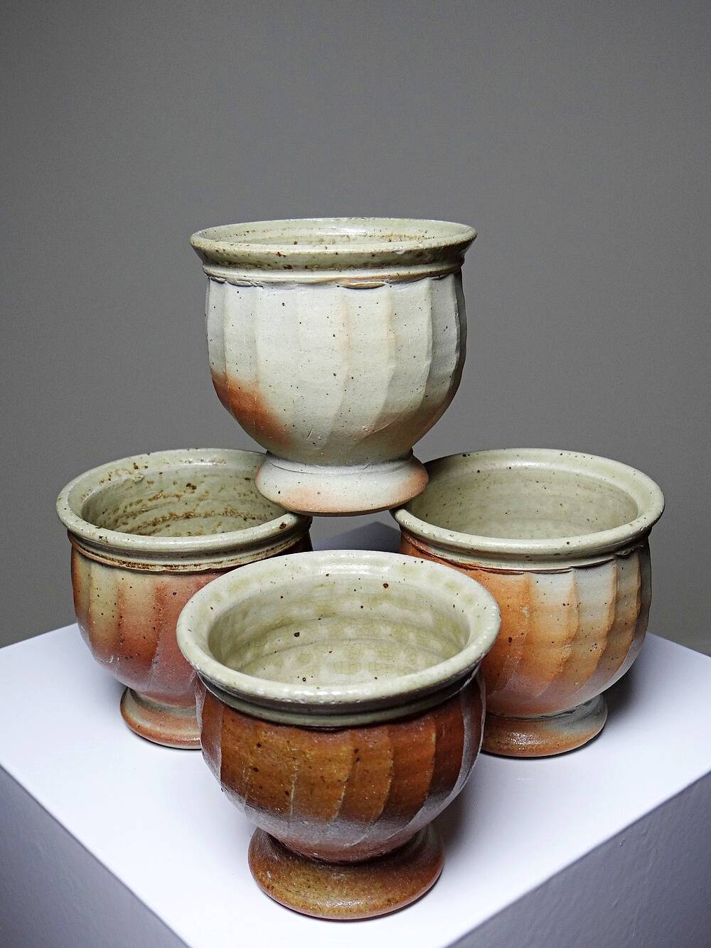 4 Tasses à thé grès style Japonais estampillés vintages