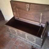 Coffre Shirazi en bois de Zanzibar