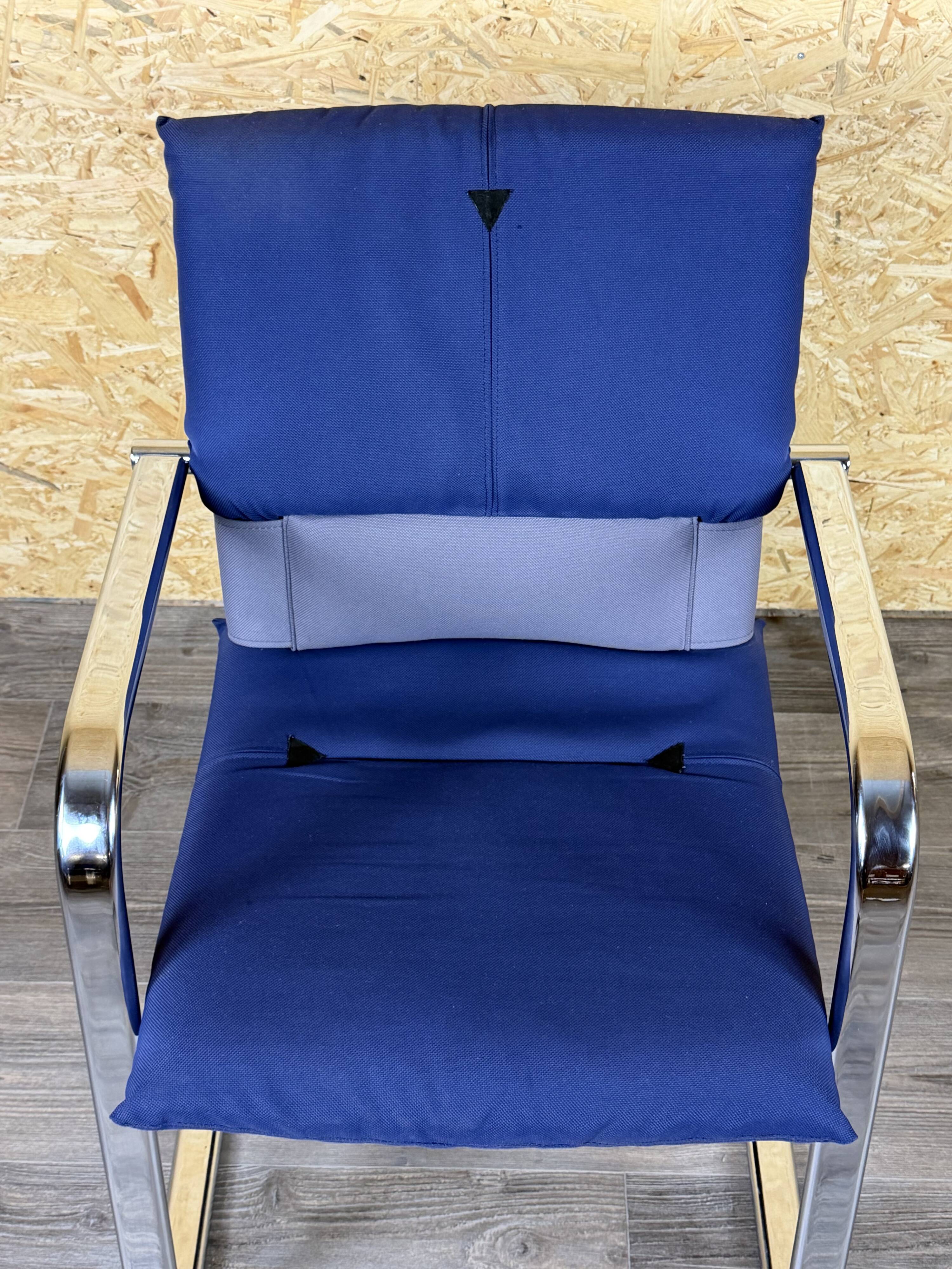 1990s Vitra Figura Cantilever Chair, Design by Mario Bellini, Object