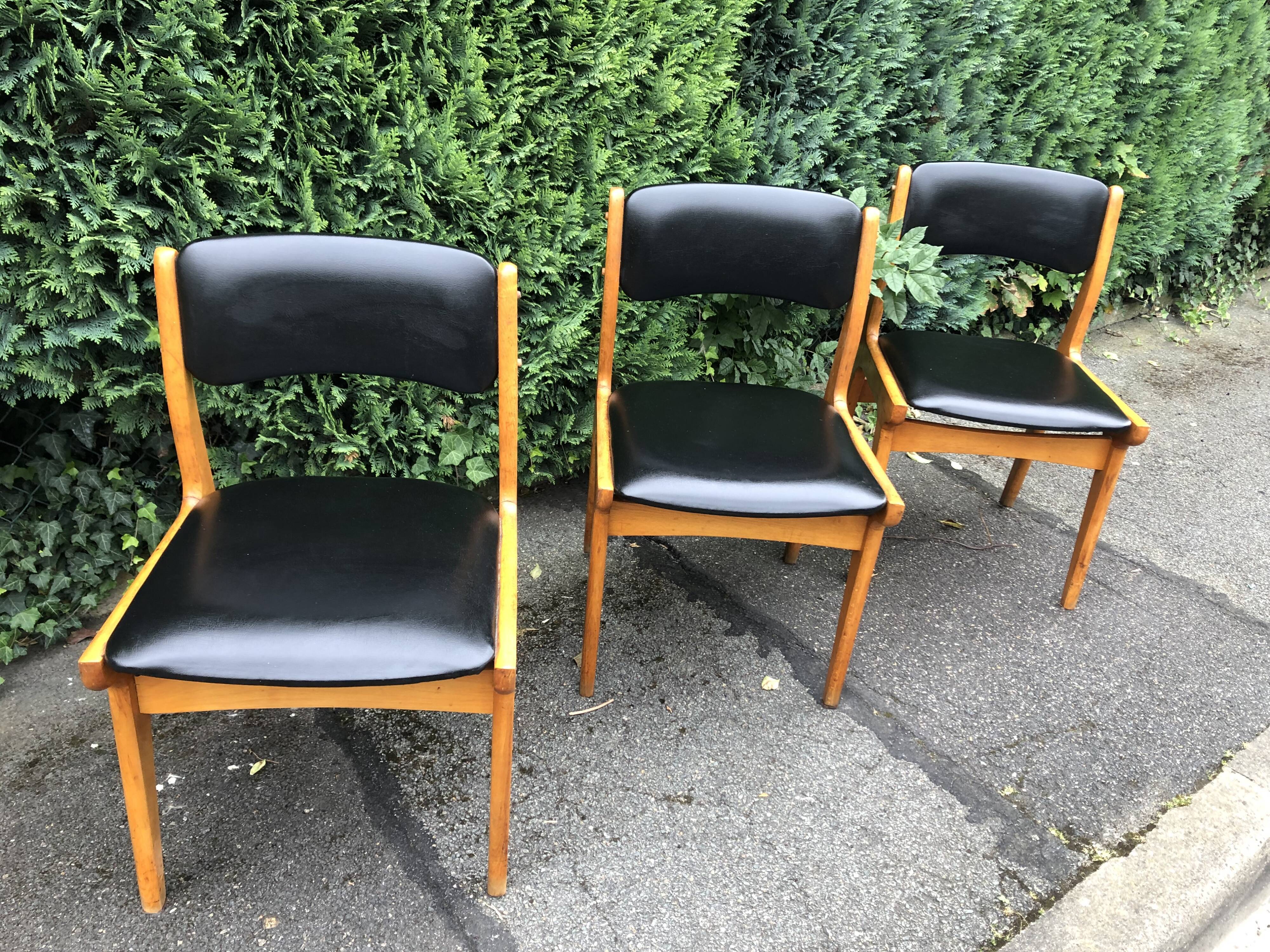 Scandinavian skay chairs and vintage blond wood 60s