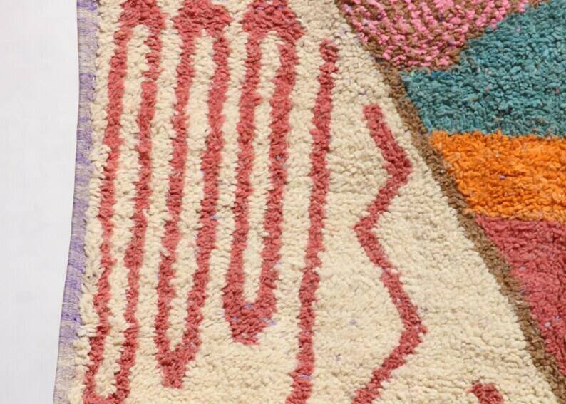 Traditional handcrafted Berber rug, size 140 x 260 cm