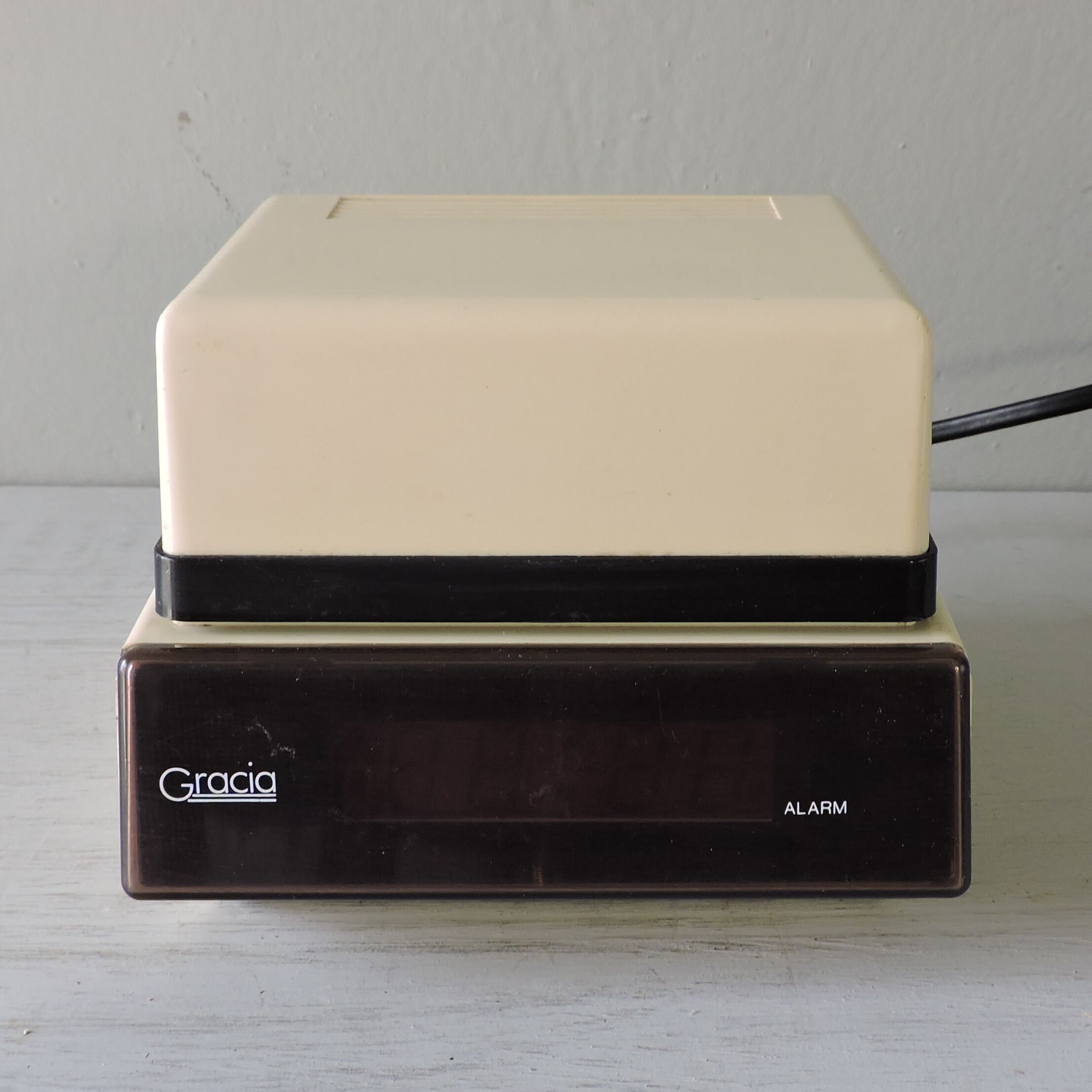 Foldable vintage alarm clock lamp Gracia 70s