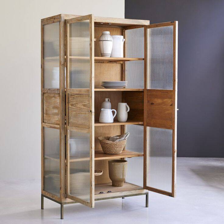 Pine dresser
