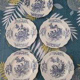 Porcelain plates